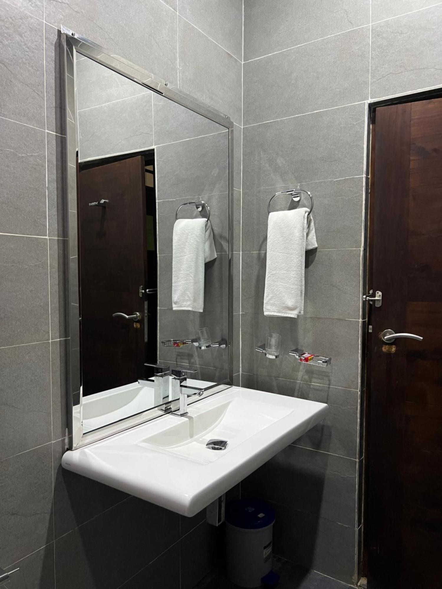 Lohas Beach Resort Villa Καλουτάρα Εξωτερικό φωτογραφία